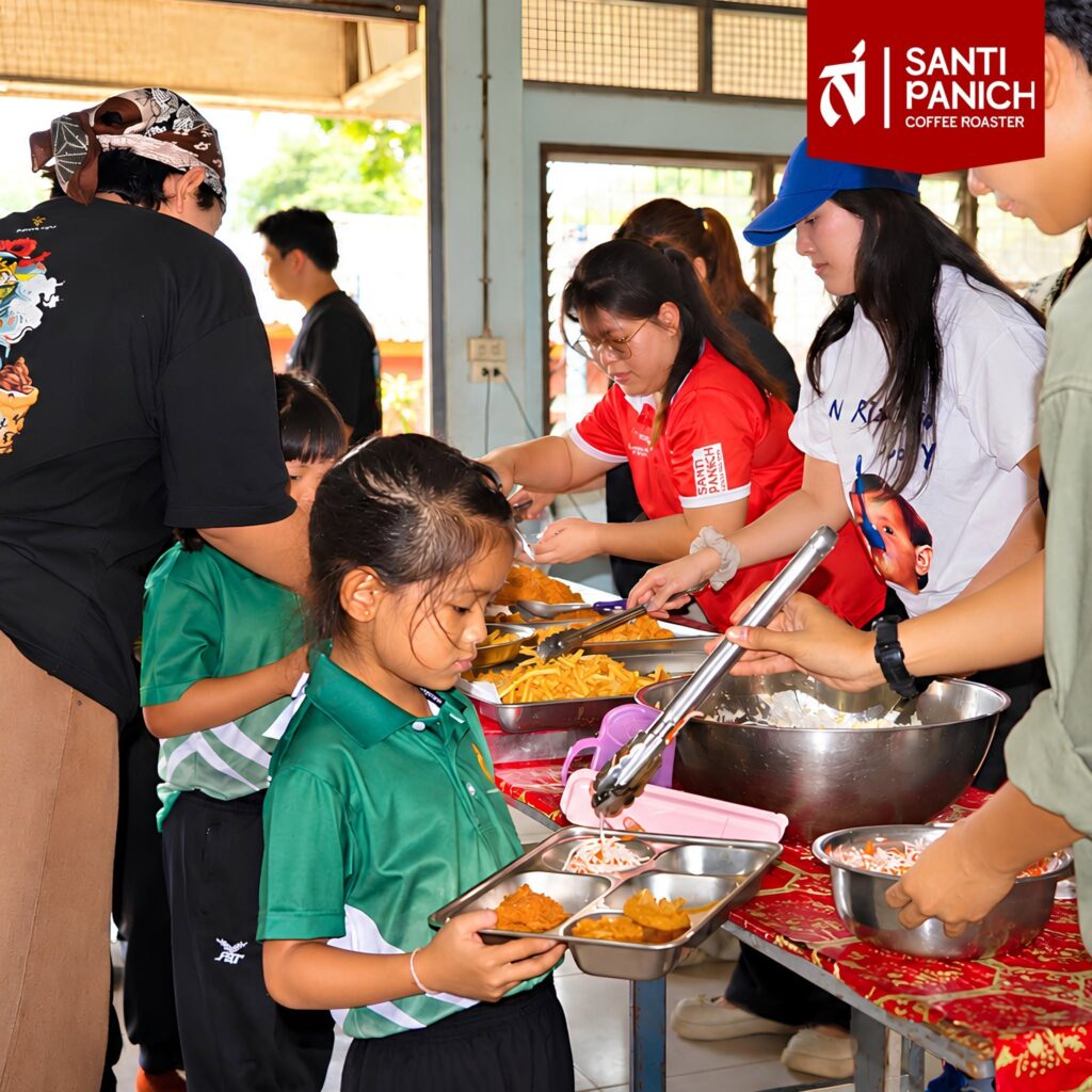 , สันติพาณิชย์ Drink & Donate