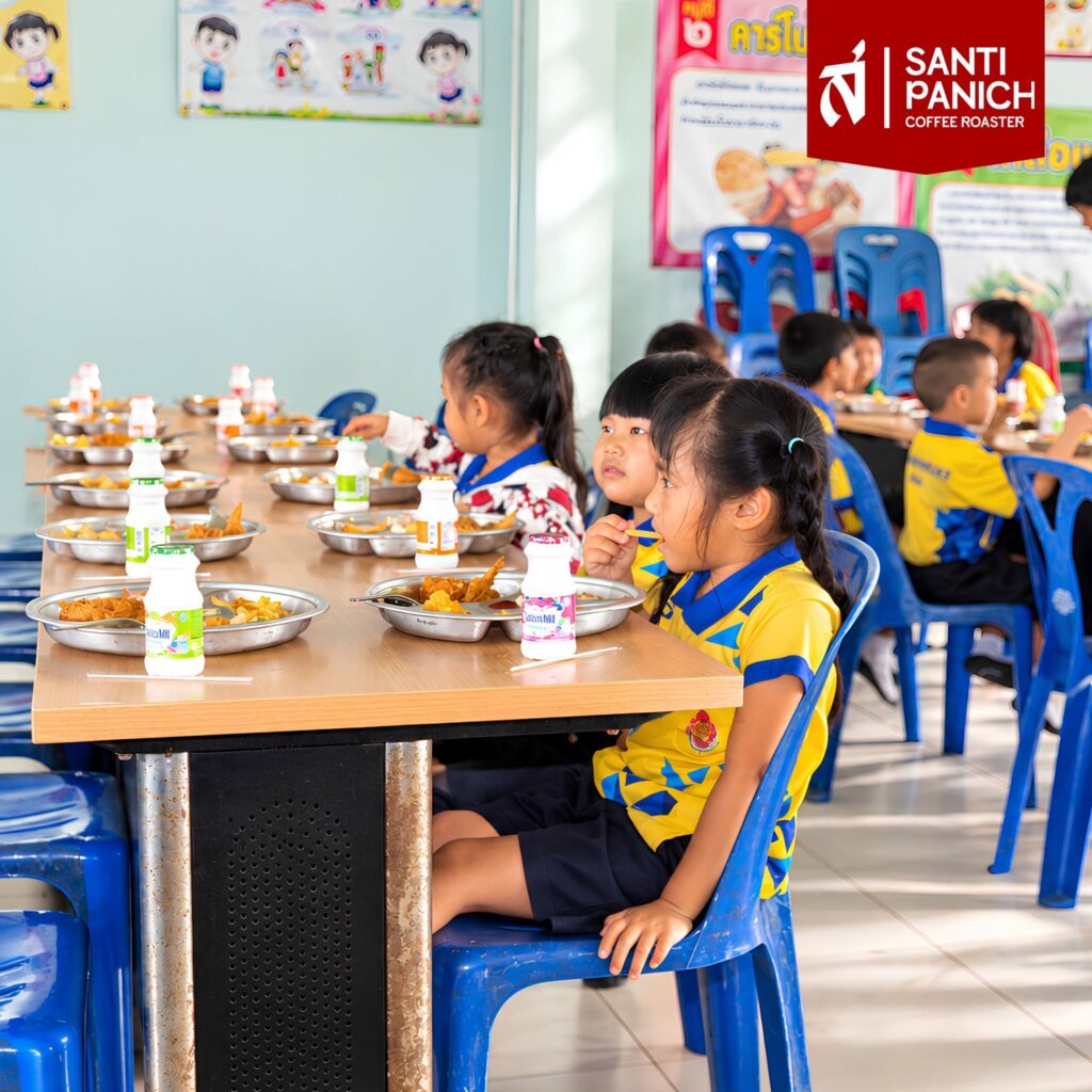 , สันติพาณิชย์ Drink & Donate
